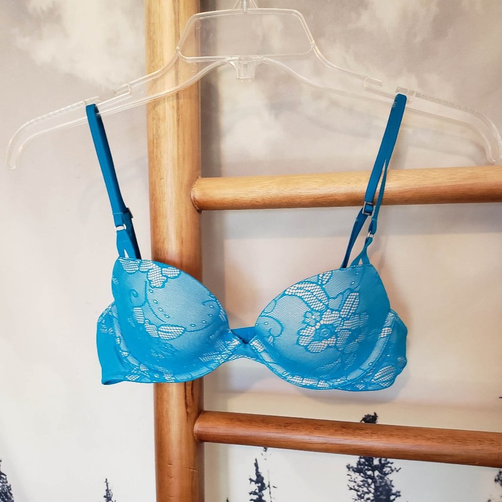 VS Pink Sweetheart Demi Bra Lace
